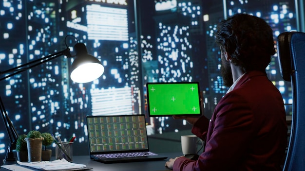 Jak wybrać odpowiedni serwer wirtualny dla Twojego biznesu?