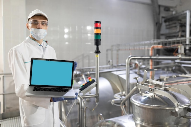 Jak nowoczesne technologie wpływają na efektywność produkcji w przemyśle spożywczym?